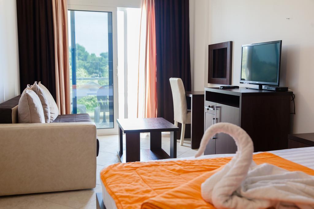 Apartments Art Ulcinj Habitación foto