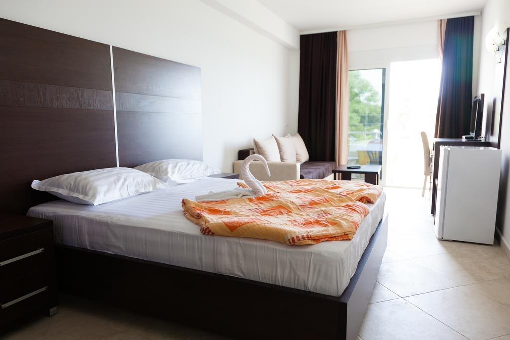 Apartments Art Ulcinj Habitación foto